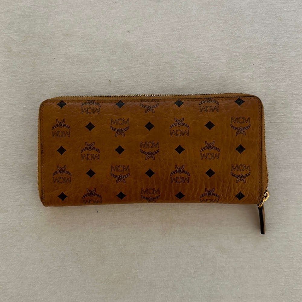MCM wallet